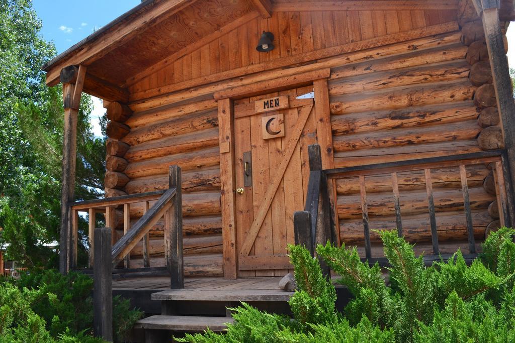 Отель Escalante Outfitters Экстерьер фото